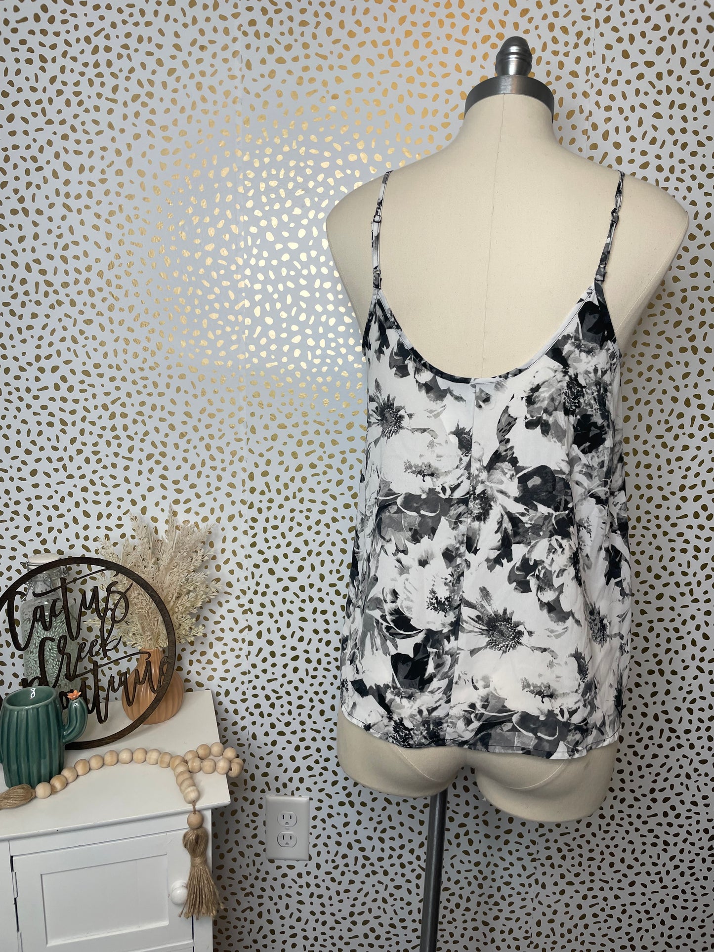 APT 9 Large *FINAL SALE*