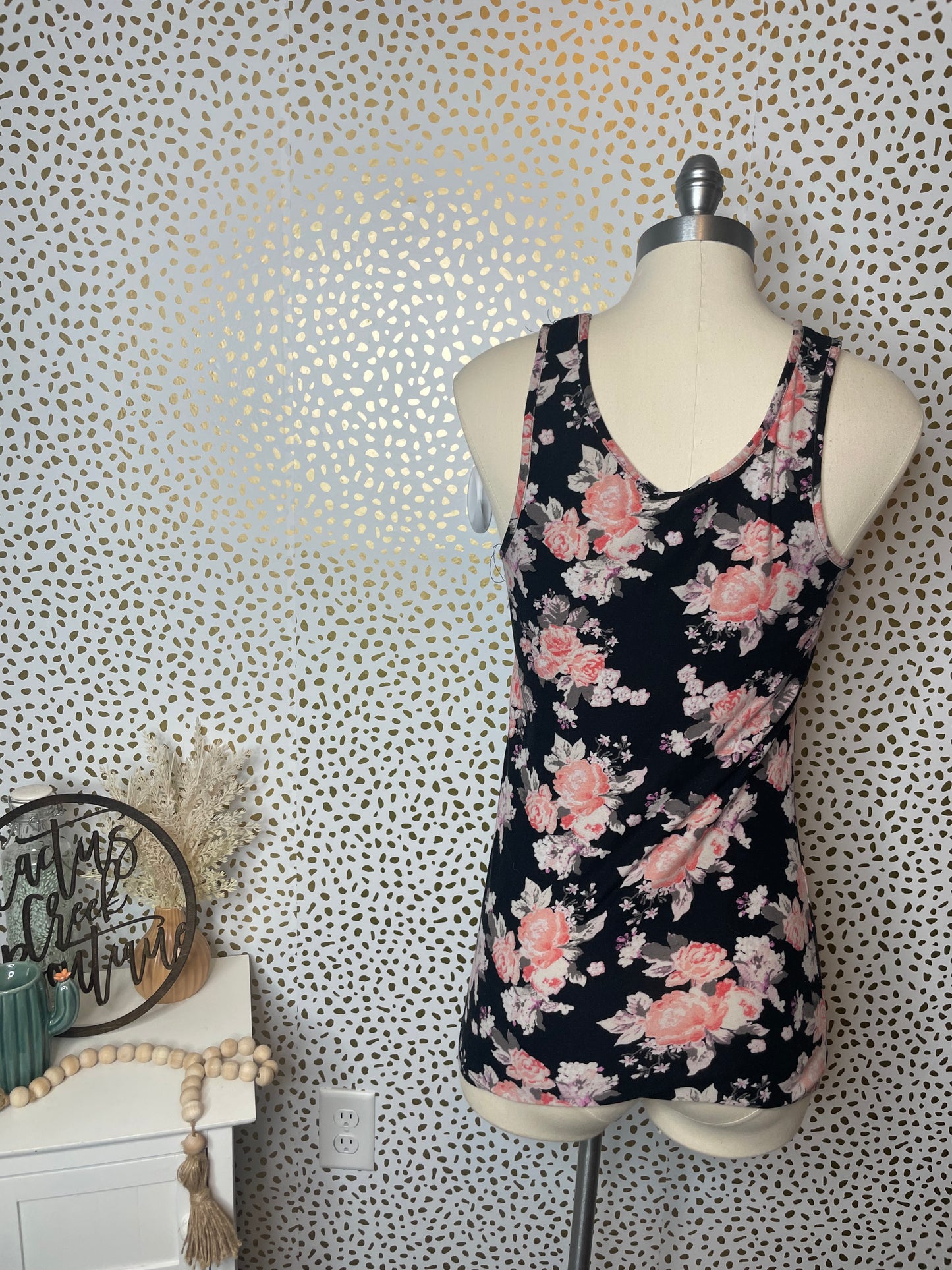 Rue 21 Large *FINAL SALE*