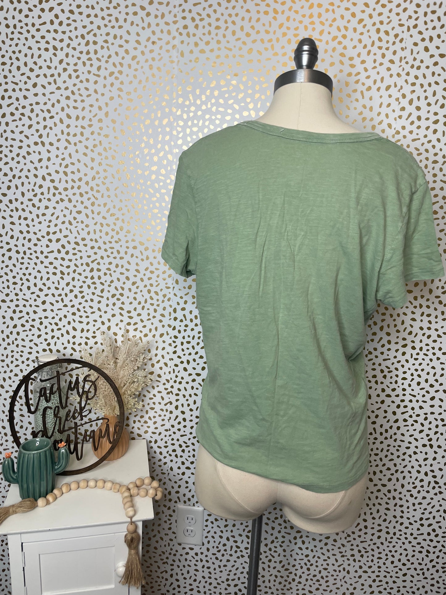 Universal Thread Large *FINAL SALE*