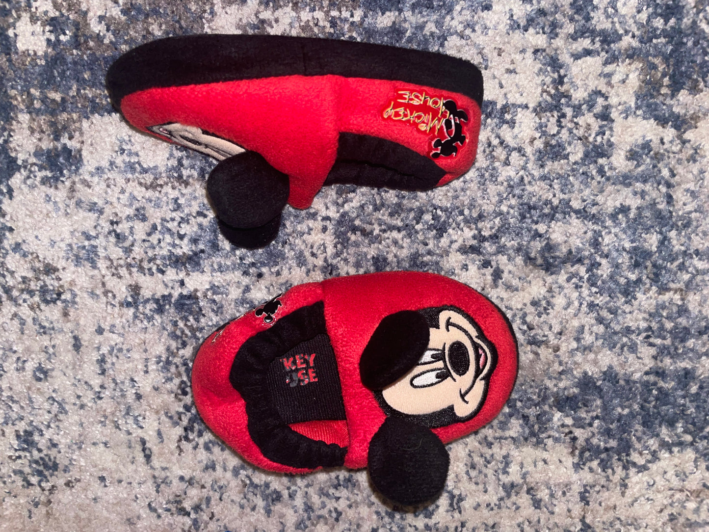 Toddler slippers size 7-8 *final sale*