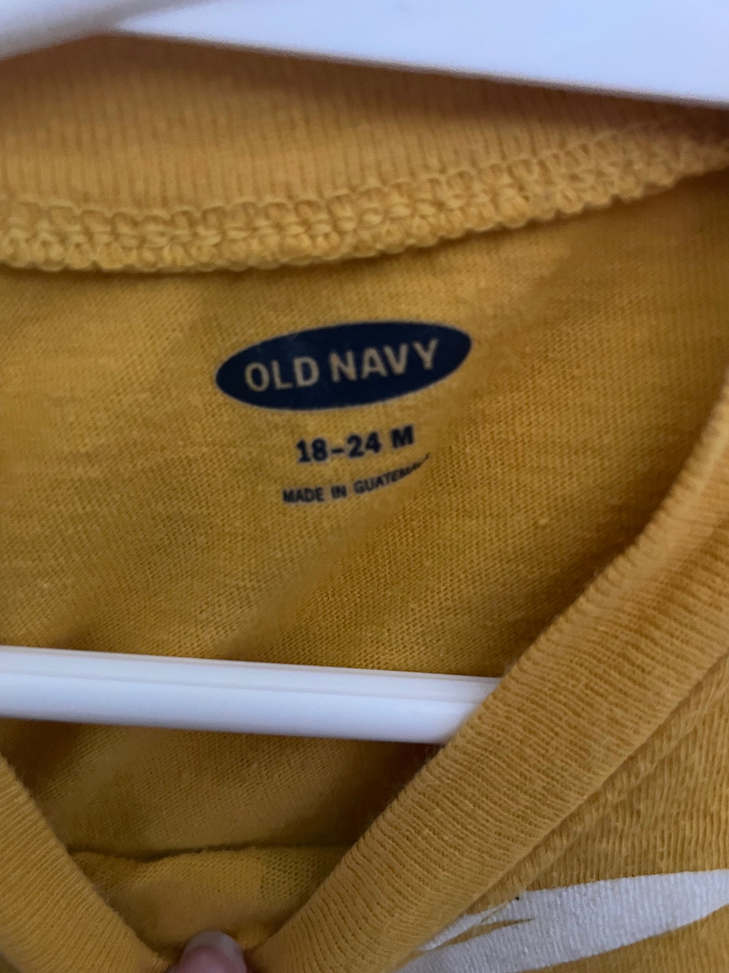 Boys old navy *final sale* 18-24m