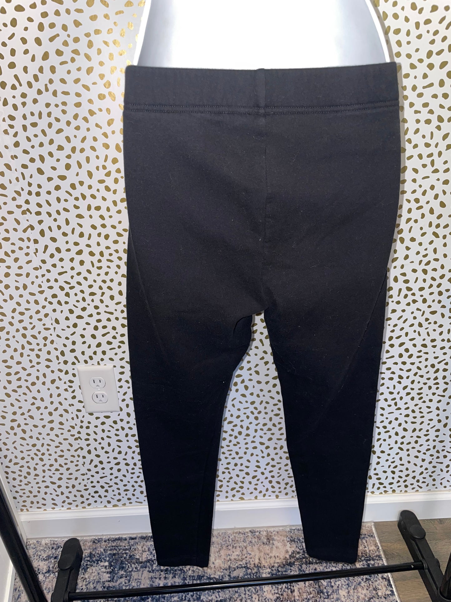 Old navy fleece lined leggings small *final sale*