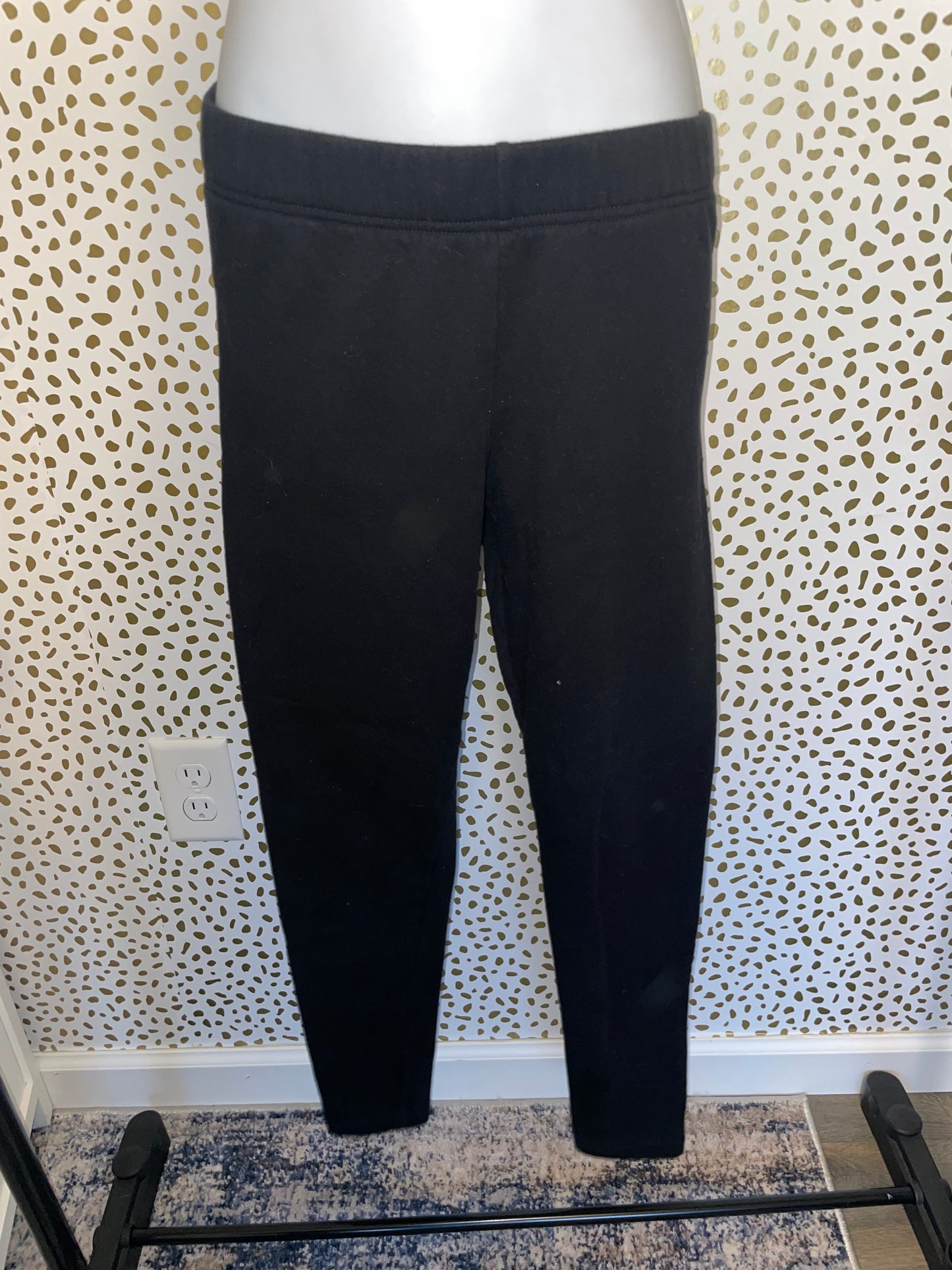 Old navy fleece lined leggings small *final sale*