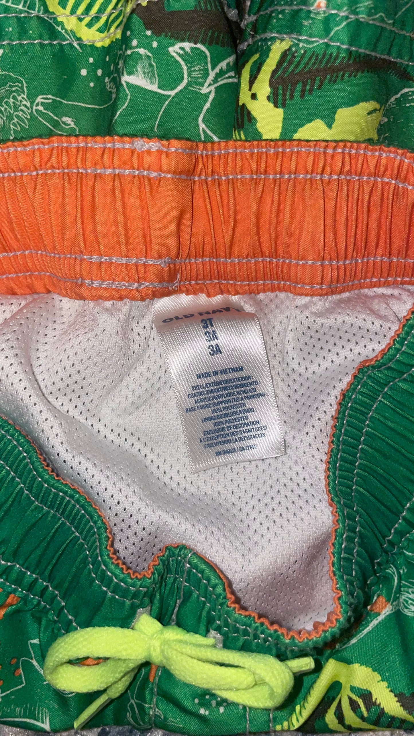 Boys swim trunks 3t *final sale*