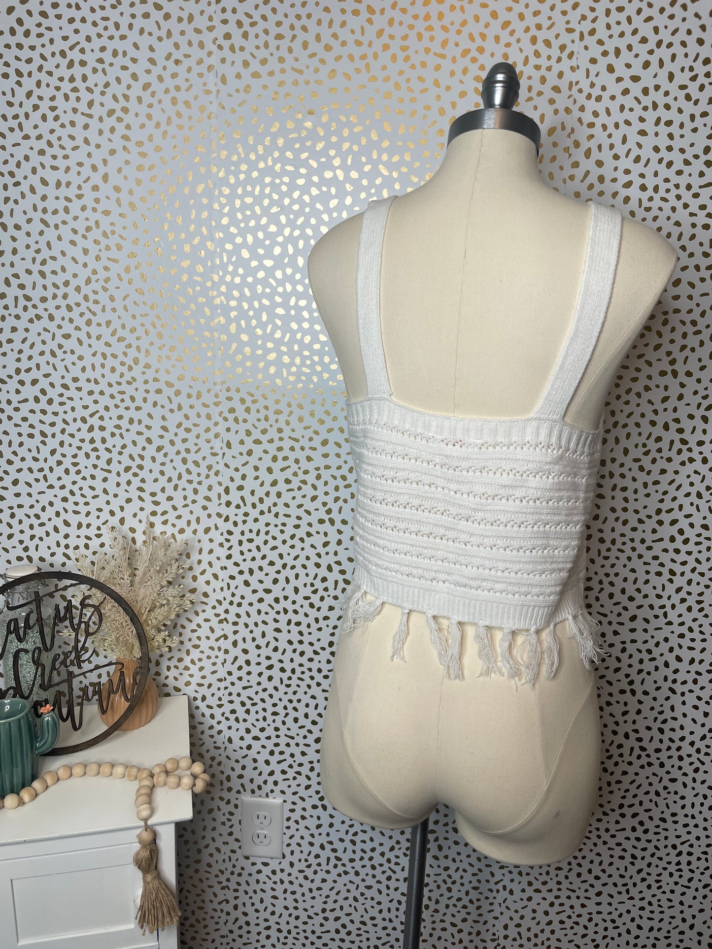 No Boundaries NWT Large *FINAL SALE*