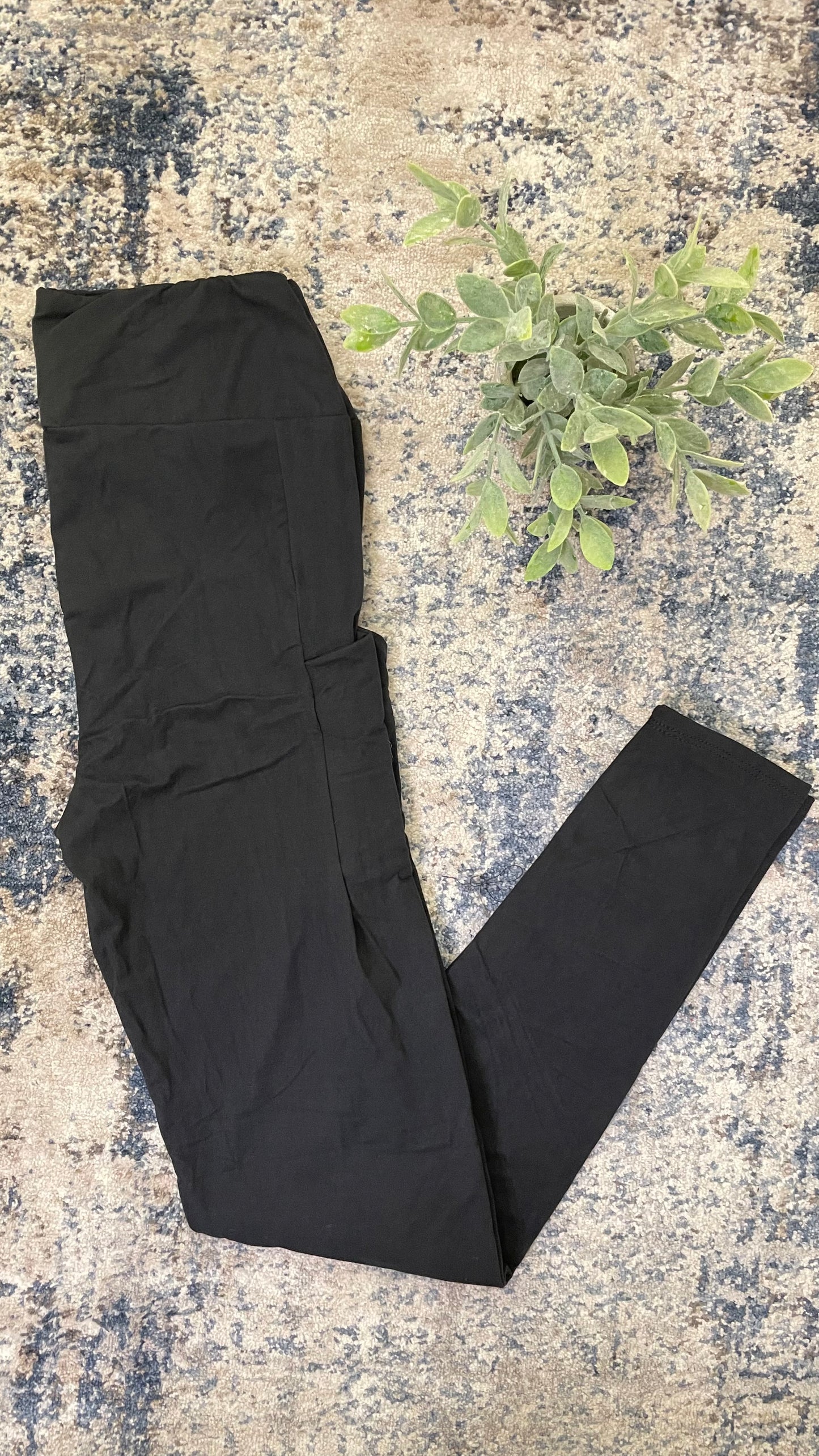 Basic Black Leggings W/ Pockets
